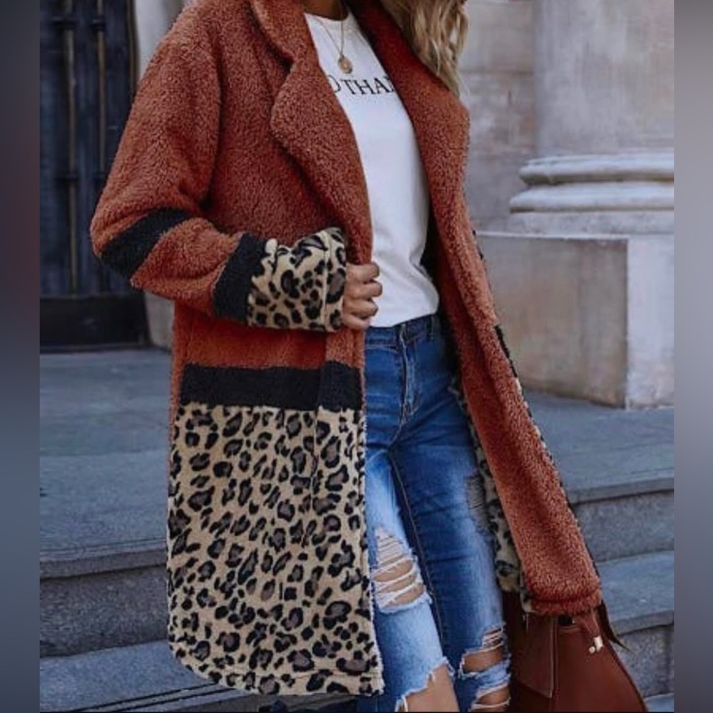 Leopard Pattern Teddy Jacket with Brown Accents N… - image 1